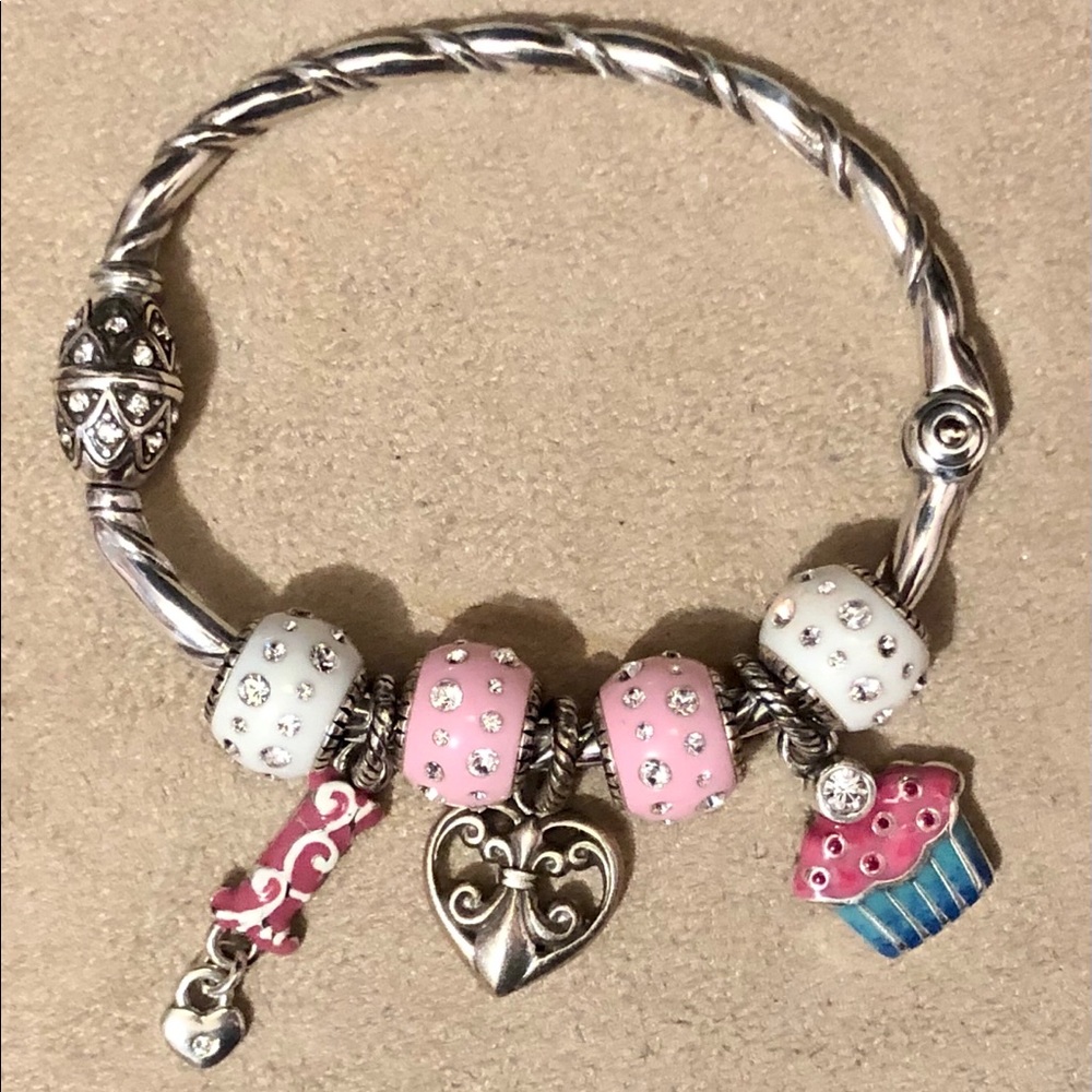 🆕 Brighton Cupcake charm Pink & blue enamel on silver Crystal on top Retired - Picture 4 of 7
